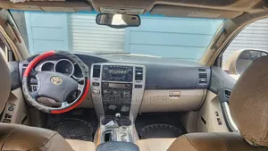 Toyota 4-Runner Limited 4x4 V6 2006 Gold