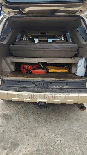 Toyota 4-Runner Limited 4x4 V6 2006 Gold