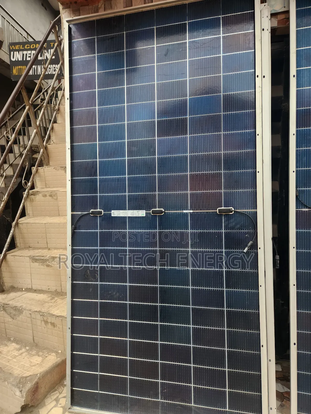 Original Jinko 650wtts Panels