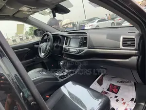 Toyota Highlander 2018 Black