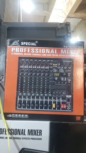 Quality Mixer 8 Input Special