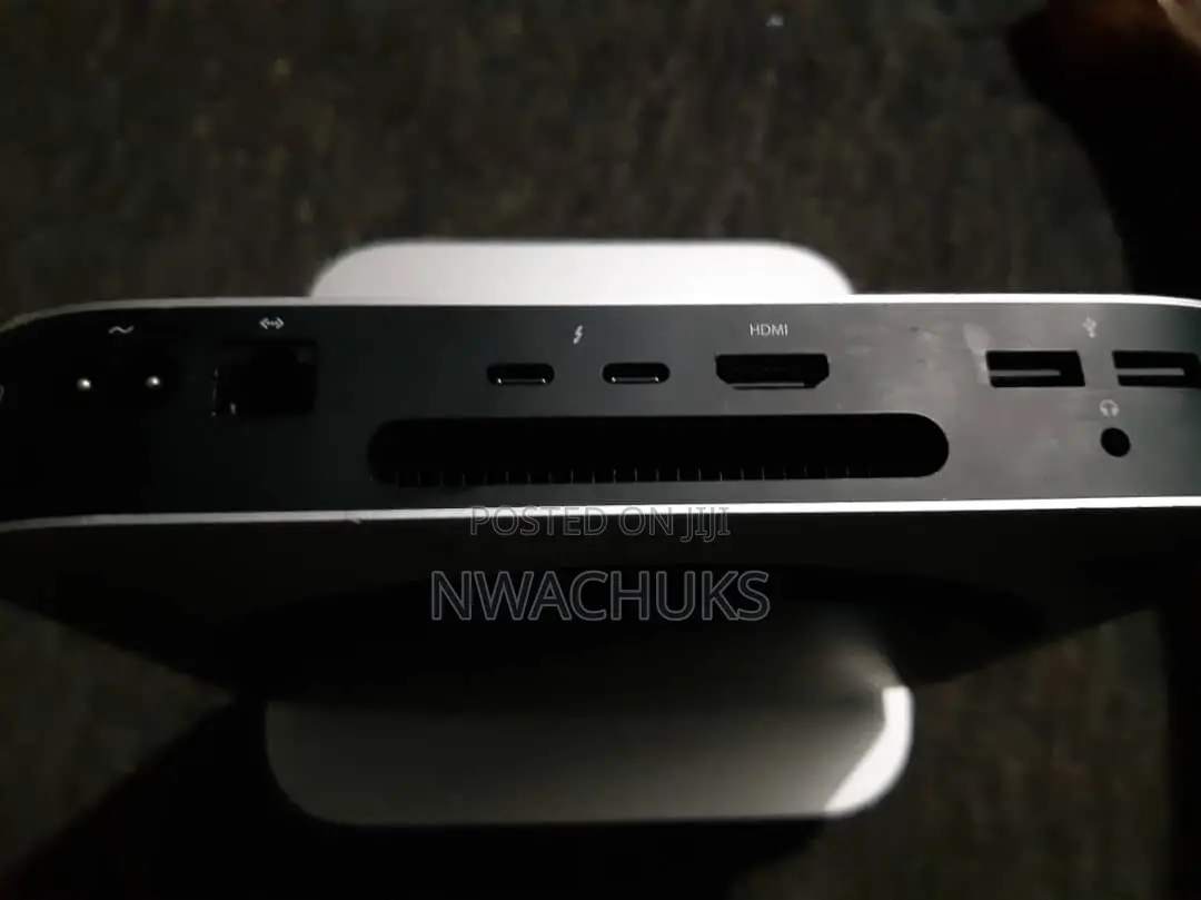 Desktop Computer Apple Mac Mini 8GB Intel SSD 256GB