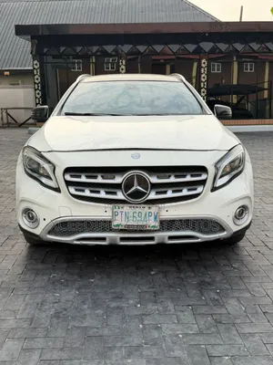 Mercedes-Benz GLA 250 2018 White