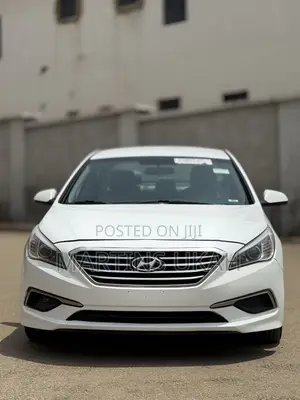 Hyundai Sonata Sport 2.0T Sedan FWD (2.0L 4cyl 6A) 2017 White
