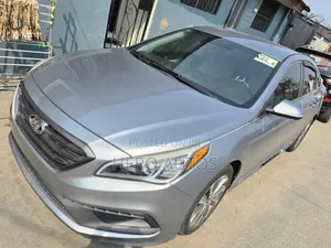 Hyundai Sonata Sport 4dr Sedan (2.4L 4cyl 6A) 2015 Silver
