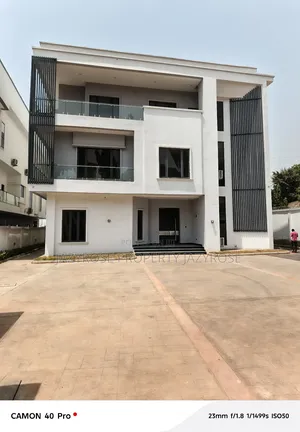8bdrm Mansion in Asokoro for rent