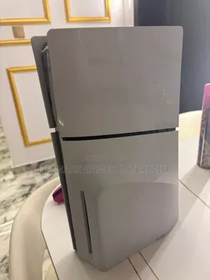 Ps5 Slim With 1 Pad and 10 Games UK Used