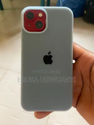 Apple iPhone 13 128 GB Red