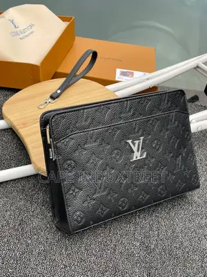 Classic Textured Leather Hand Clutch Bag