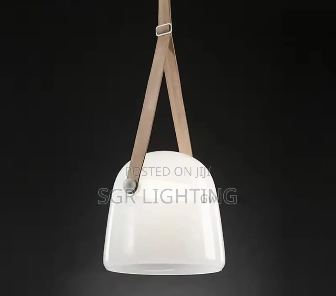 Modern Mona Glass Pendant