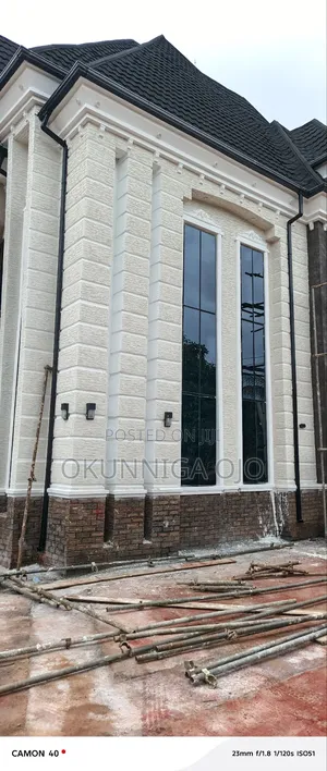 Gravitex Paint