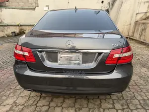 Mercedes-Benz E350 2010 Gray