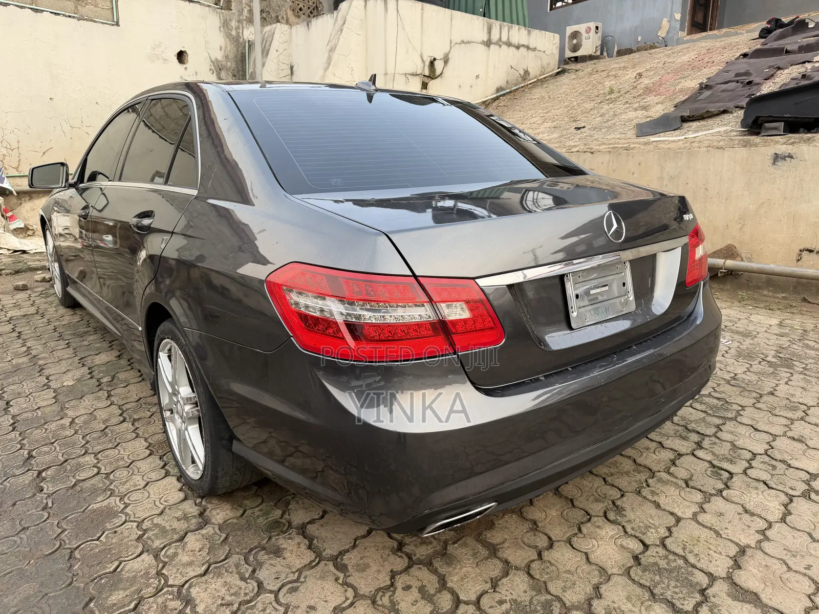 Mercedes-Benz E350 2010 Gray