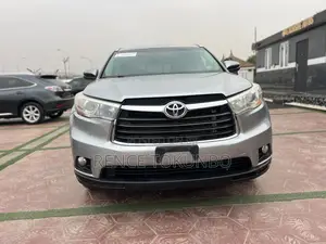 Toyota Highlander 2015 Silver