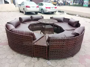 Rattan Outdoor Set – Garden Chairs and Centre Table
