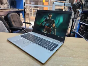 Laptop HP ProBook 450 G6 8GB AMD Ryzen 5 SSD 256GB