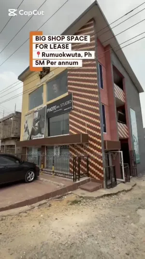 Very Standard Big Warehouse Shop for Rent in Rumuokwuta Junction