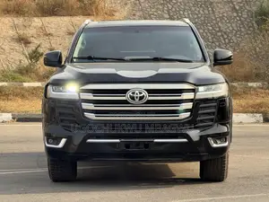 Toyota Land Cruiser 2022 Black