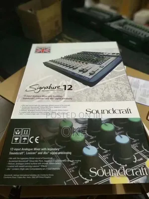 Soundcraft Signature 12 Mixer