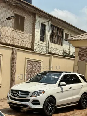 Mercedes-Benz GLE-Class GLE 350d 4MATIC 2017 White