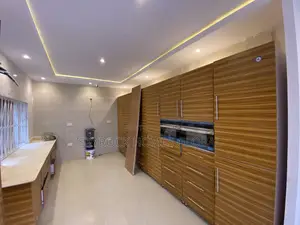 4bdrm Maisonette in Parkview Estate for rent