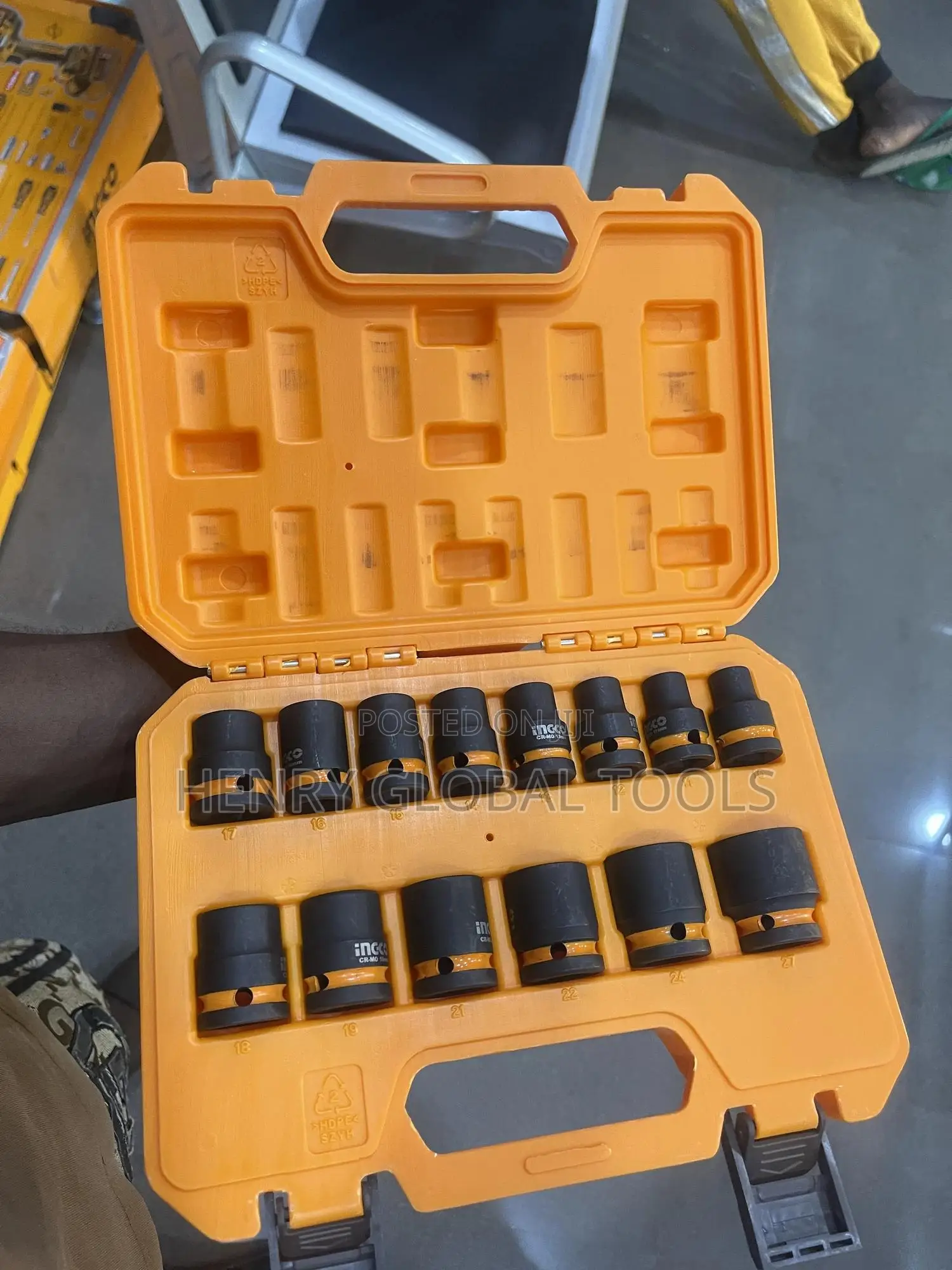14pcs 1/2” Ingco Heavy Duty Socket Set