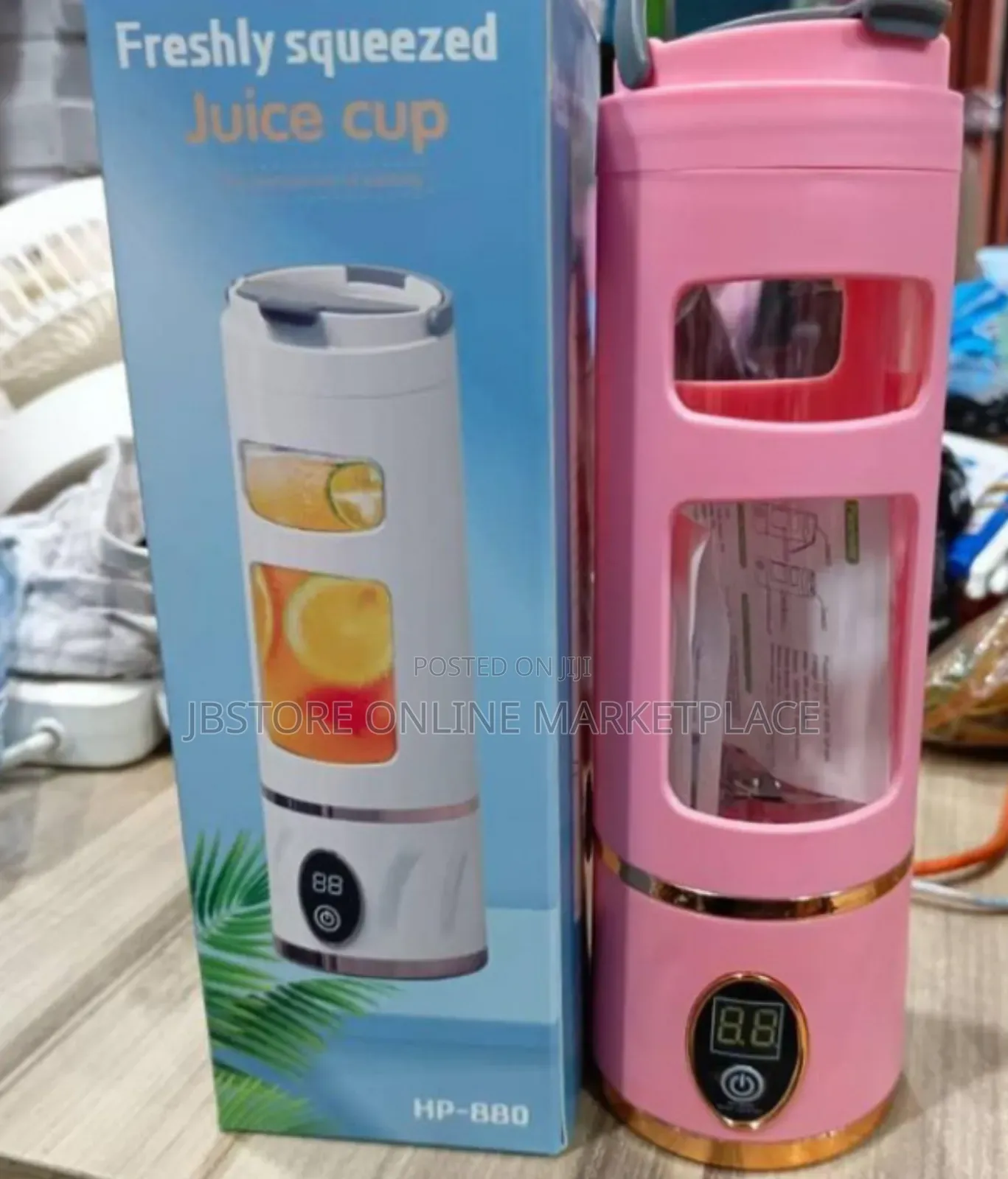 6 Blade Rechargeable Wireless Portable Juice Blender