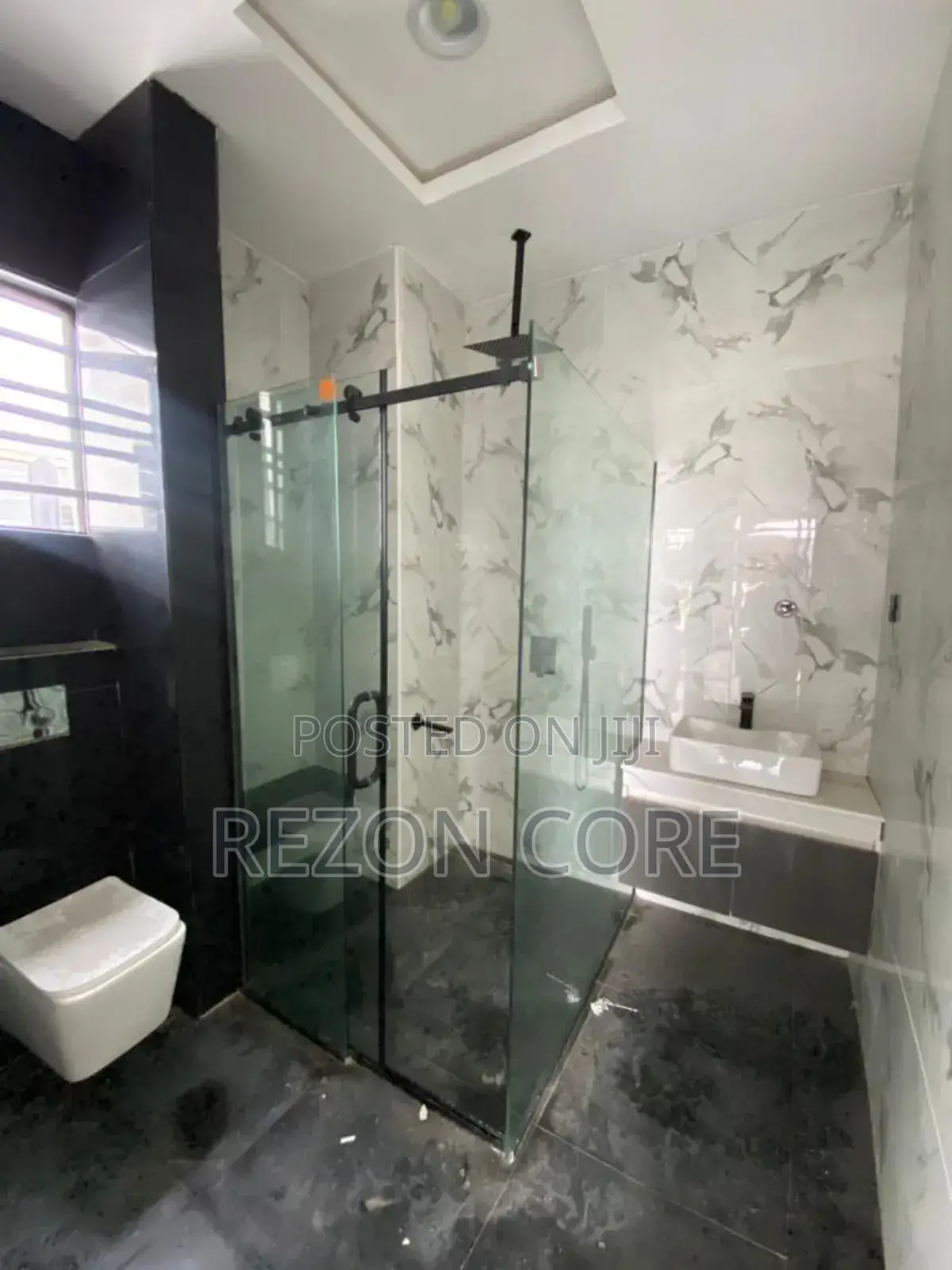 4bdrm Duplex in Lekki Phase 2 for sale
