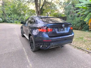 BMW X6 xDrive50i 4x4 Coupe (4.4L 8cyl 8A) 2013 Blue