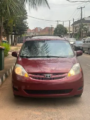 Toyota Sienna CE AWD 2006 Red