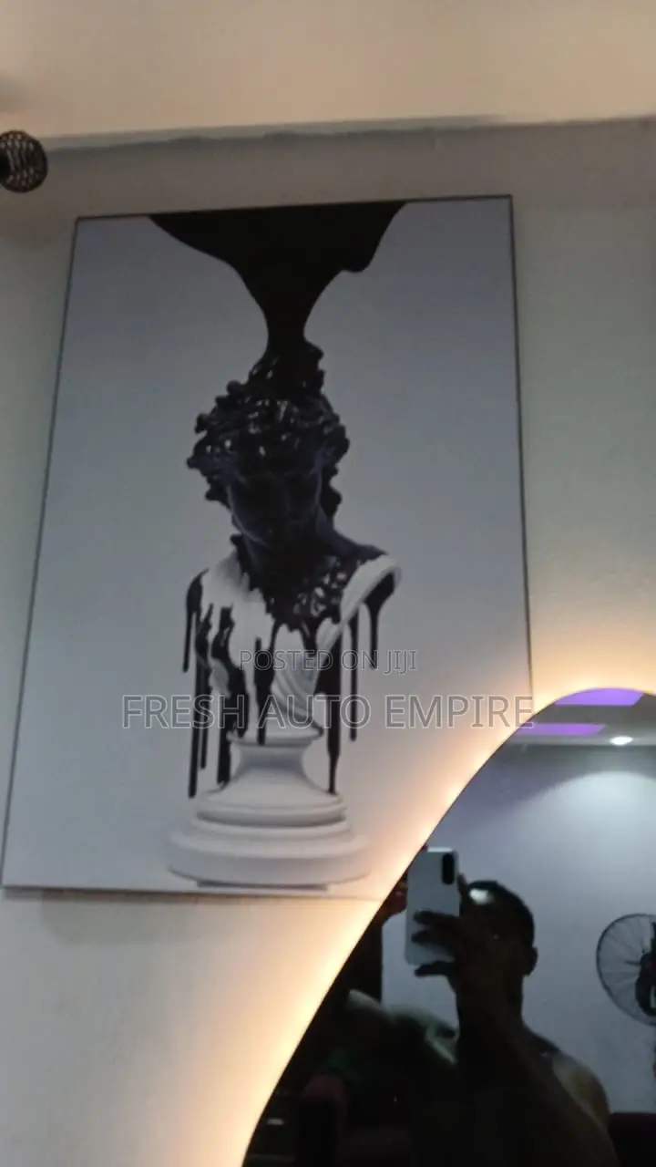 Wallpaper Frame