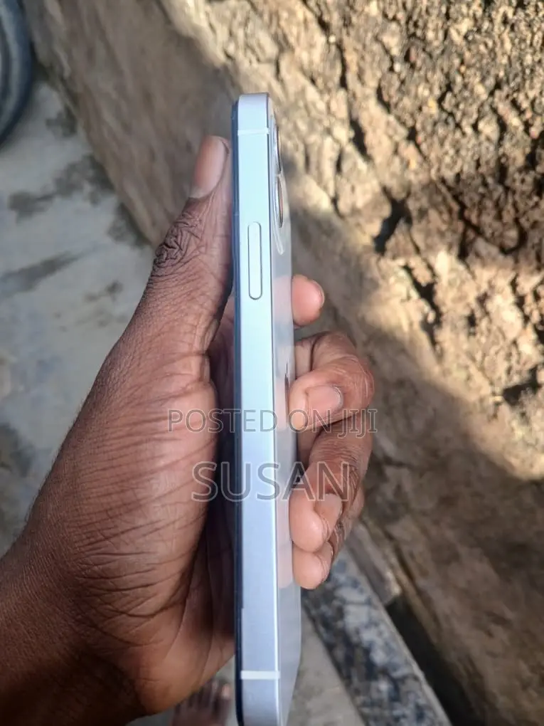 Apple iPhone 12 128 GB White