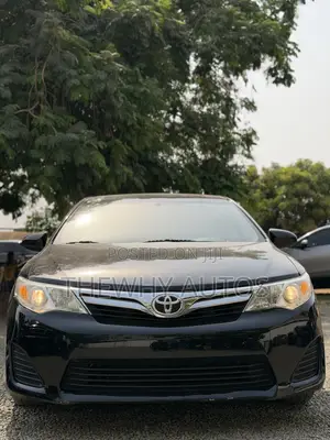 Toyota Camry LE 4dr Sedan (2.5L 4cyl 6A) 2012 Black