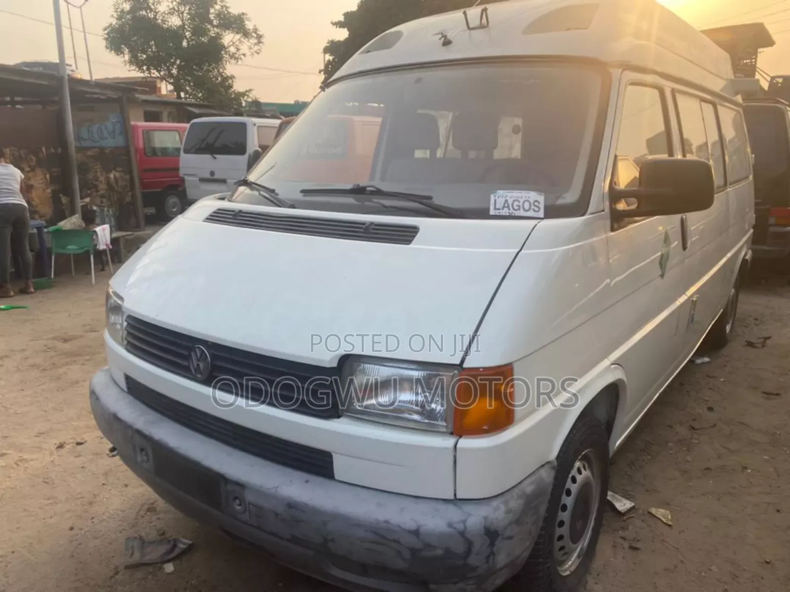 Volkswagen Transporter 2002 White