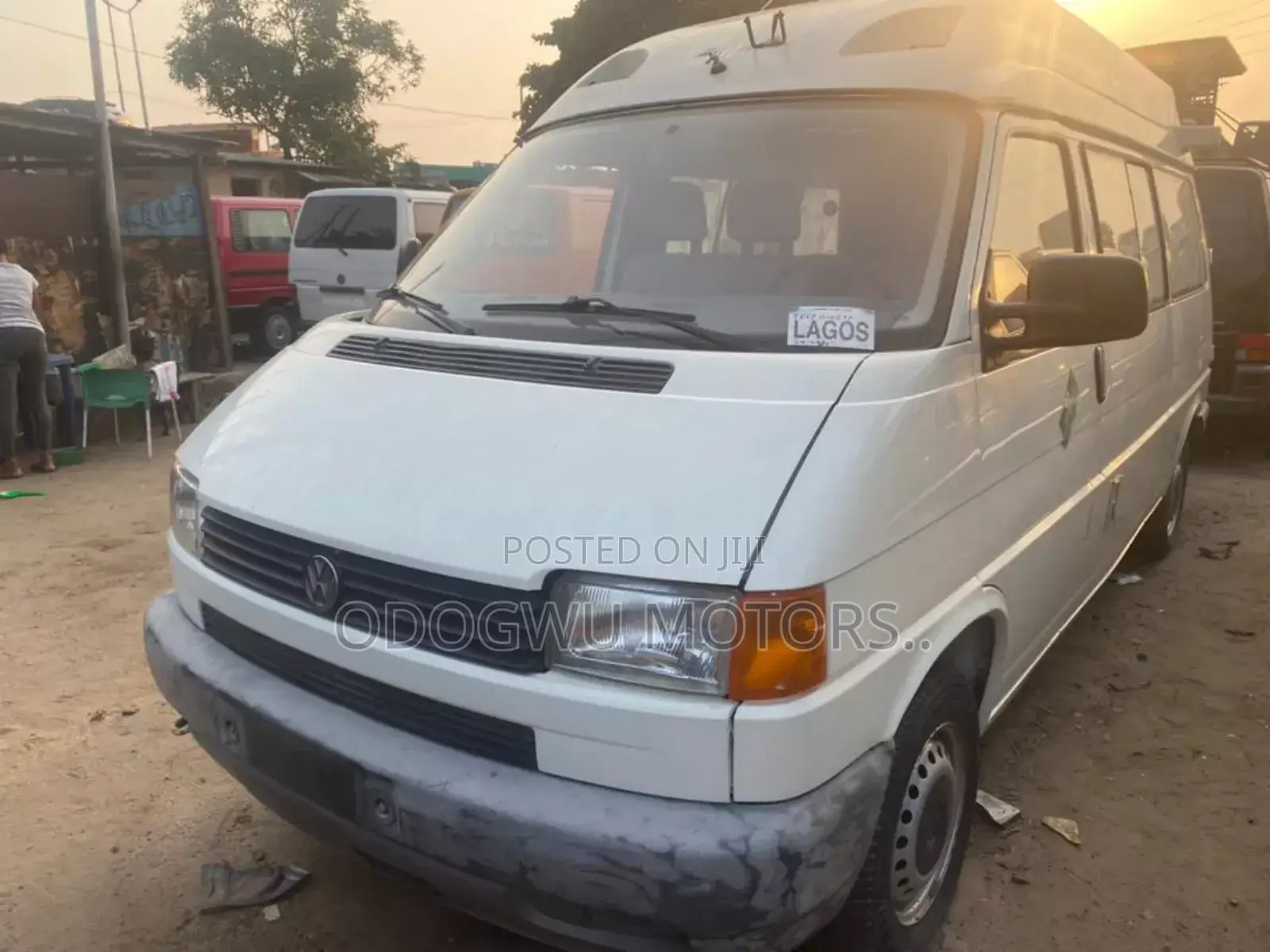 Volkswagen Transporter 2002 White