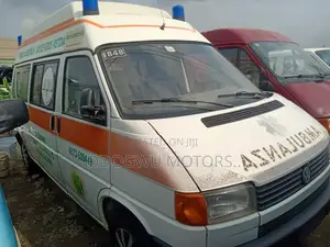 Volkswagen Transporter 2005 White