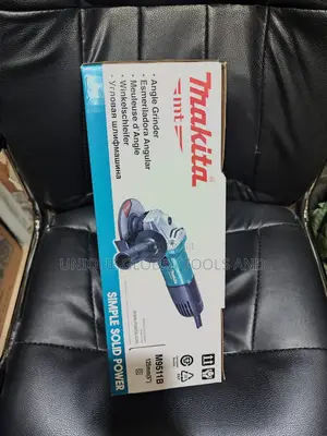 Makita 125mm Angle Grinder