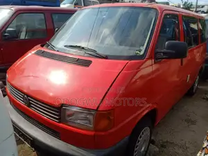 Volkswagen Transporter 2002 Red