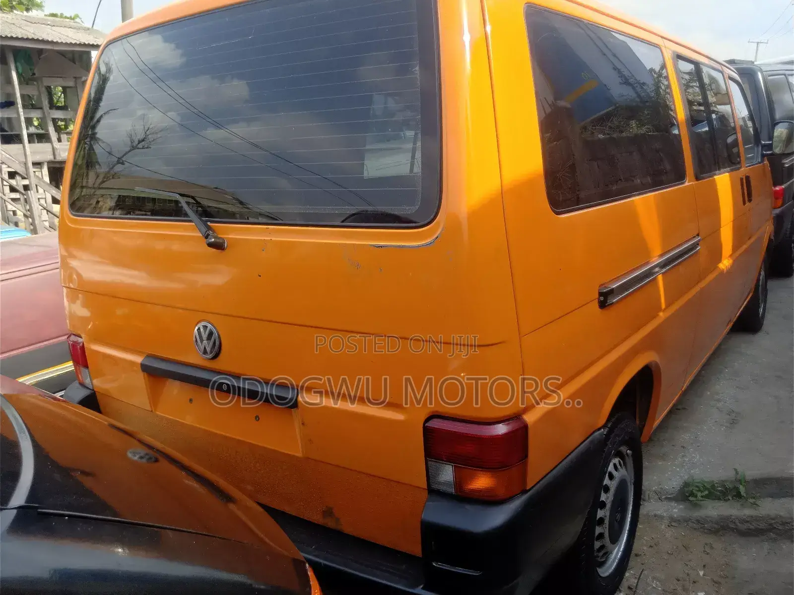 Volkswagen Transporter 2002 Orange