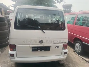 Volkswagen Transporter 2005 White