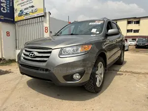 Hyundai Santa Fe Limited 2012 Gray