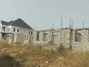 4bdrm Duplex in Victoria City Estate, Sabon Lugbe for sale