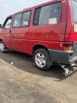 Volkswagen Transporter 2005 Red