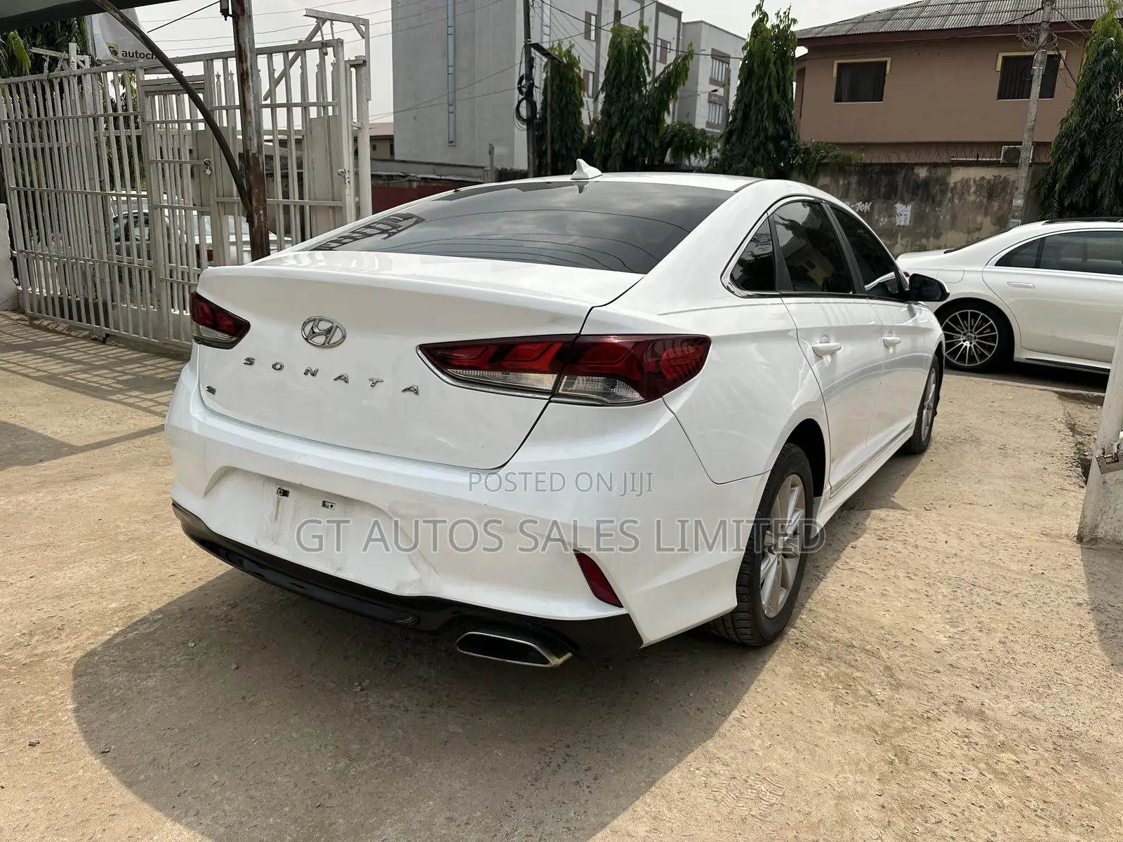 Hyundai Sonata SE 2018 White