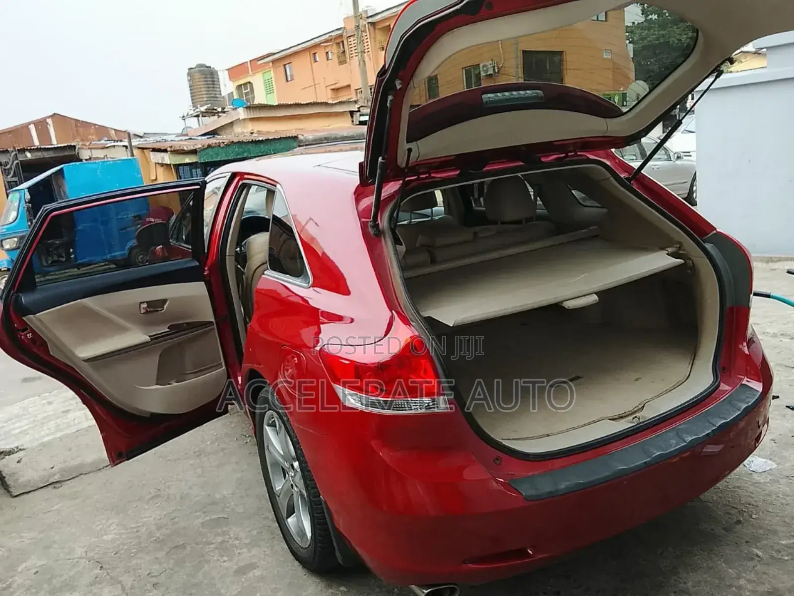 Toyota Venza V6 AWD 2012 Red