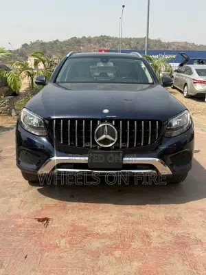 Mercedes-Benz GLC-Class 2017 Blue