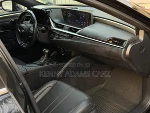 Lexus ES 2020 Black