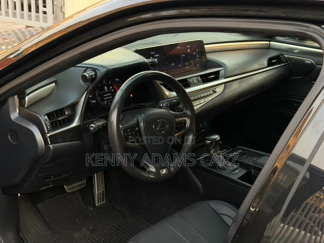 Lexus ES 2020 Black