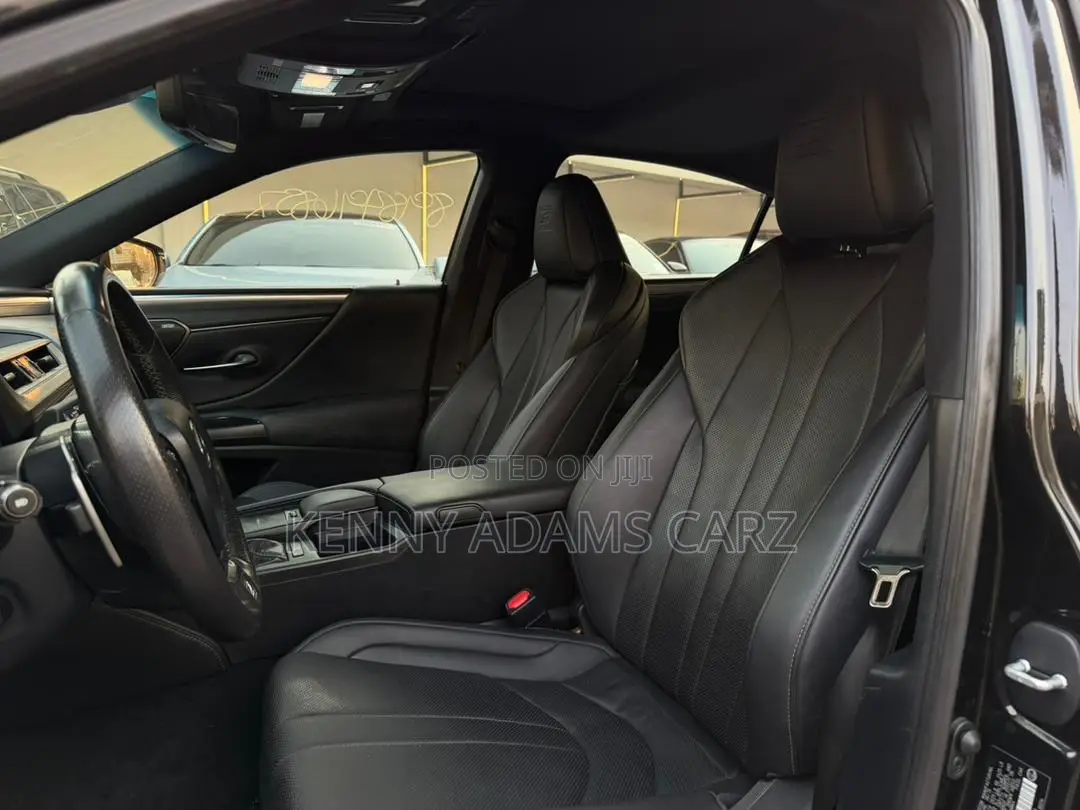 Lexus ES 2020 Black