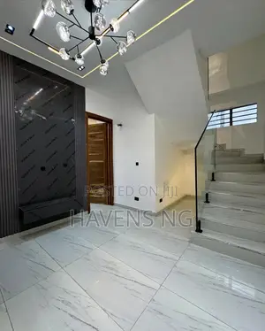 4bdrm Duplex in Idado for sale